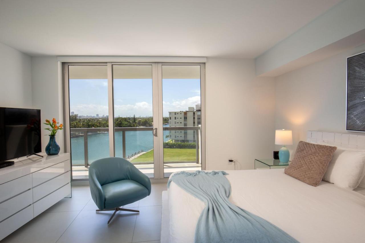 Acqua Bay Luxury Apartments Bay Harbor Islands Exterior photo